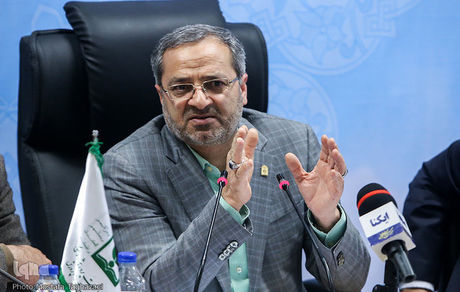 مدارس باید حداقل یک روز در هفته باز باشند