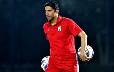 وحید هاشمیان با دو دستیار خارجی سرمربی جدید پرسپولیس شد