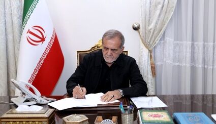 رئیس جمهور: وقتی پای ایران عزیز در میان باشد، ما یک ملت، یک مشت گره‌کرده و یک قلب تپنده‌ایم