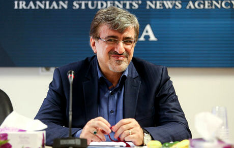 رییس سازمان محیط زیست برای خشکسالی و آلودگی هوا برنامه داشته باشد