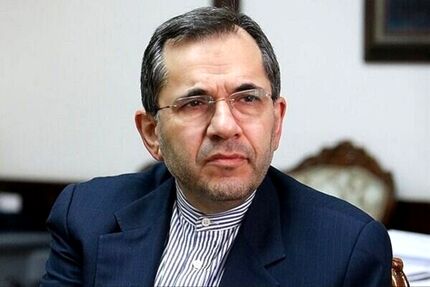 تخت روانچی: آمریکا ۲۲۳۱ را تفسیر غلط می کند