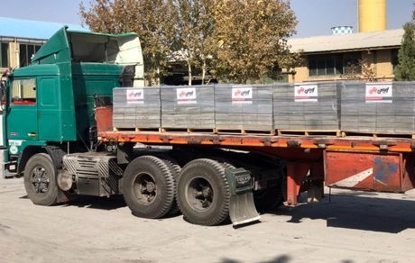 بارگیری اولین محموله محصولات صادراتی قطعات بتنی شهرداری ارومیه به اروپا