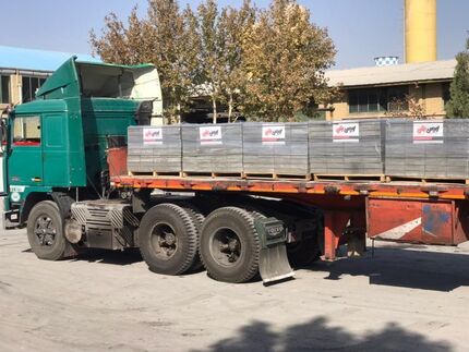 بارگیری اولین محموله محصولات صادراتی قطعات بتنی شهرداری ارومیه به اروپا
