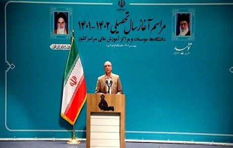 وزیر علوم:۶۰ درصد دانشجویان کشور را دختران تشکیل می دهند/ حضور قابل ملاحظه بانوان در آموزش عالی