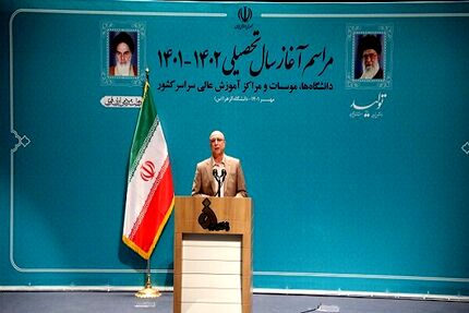 وزیر علوم:۶۰ درصد دانشجویان کشور را دختران تشکیل می دهند/ حضور قابل ملاحظه بانوان در آموزش عالی