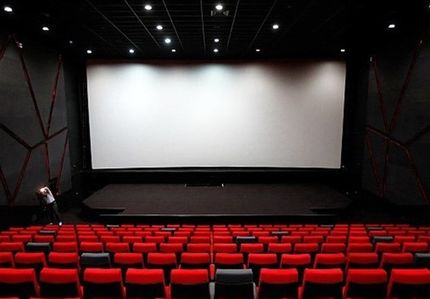 فروش بلیت‌های جشنواره فجر بدون درخواست کارت واکسن/دستورالعملی به سینماداران ابلاغ نشده است