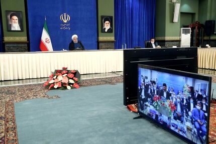 افتتاح پنج طرح صنعتی که ۱۷۰۰ نفر را صاحب شغل کرد