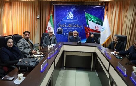 انقلاب اسلامی، فصل تازه‌ای را در تاریخ ادبیات رقم زد