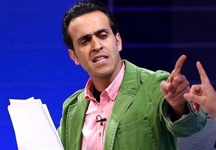 جدیدترین تصویر علی کریمی بعد از ترک ایران / خبرگزاری فارس: مراقب کریمی باشید