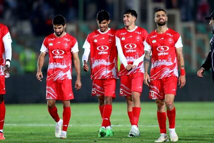 تمدید قرارداد وحید امیری و یک بازیکن دیگر پرسپولیس با قرمزها