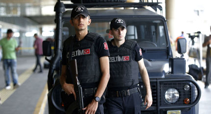 بازداشت دو تبعه اسرائیل در ترکیه تمدید شد