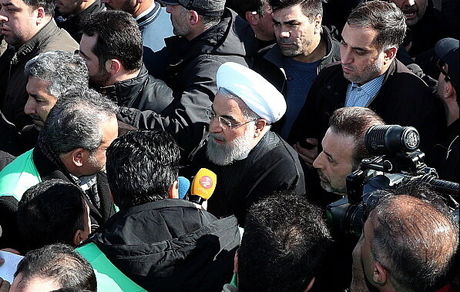 روحانی: برای مردم ایران هیچ روزی به عظمت و بزرگی ۲۲ بهمن نیست