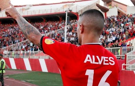 بهترین پاسور لیگ برتر در تراکتور ماند؟