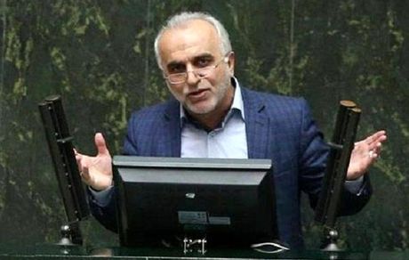 پاسخ دژپسند به کسانی که عرضه اولیه را عاملی برای ایجاد مشکل برای بخش خصوصی می‌دانند