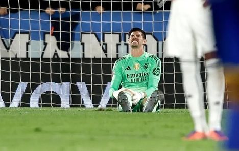 شوک به مادریدی‌ها: دروازه‌بان رئال مادرید هشت هفته دور از فوتبال