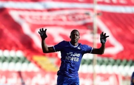 مدیر برنامه دیاباته: پرسپولیس پیشنهادی به این بازیکن نداده است