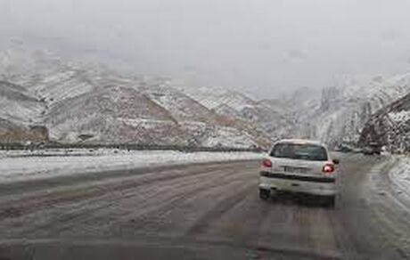 ٩ محور مواصلاتی درگیر بارندگی