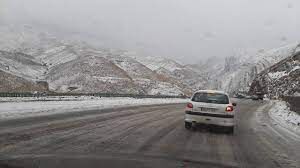 ٩ محور مواصلاتی درگیر بارندگی