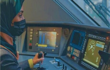 هزاران زن سعودی برای رانندگی قطار ثبت‌نام کردند