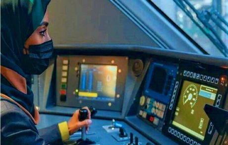 هزاران زن سعودی برای رانندگی قطار ثبت‌نام کردند