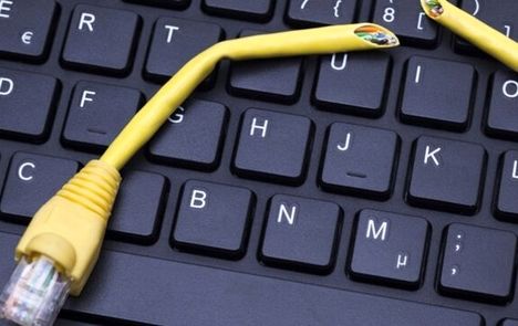 قطعی اینترنت به ۴۰۰ ساعت رسید