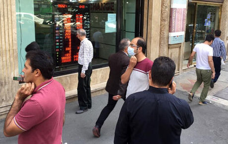 ورود سکه‌بازان به بازار ارز!/ نرخ دلار چرا صعودی شد؟
