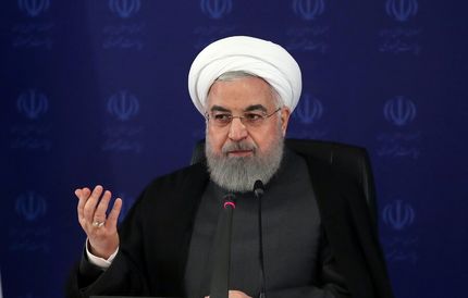 روحانی: توان دفاعی ما تهدیدی برای همسایگان نیست/ تمرکزمان بر تولید موشک‌های کروز باشد