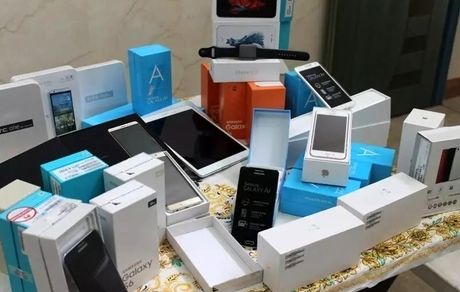 ترخیص ۱۳ میلیون دستگاه تلفن همراه از گمرکات کشور