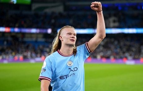 تاریخ‌سازی هالند در لیگ برتر انگلیس با منچسترسیتی