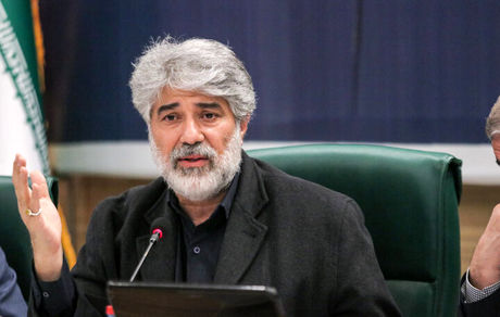 یک عضو شورای شهر شیراز استعفا کرد