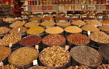 سردرگمی صادرکنندگان خشکبار در ورود ارز/ درخواست حذف نیم درصد عوارض صادراتی