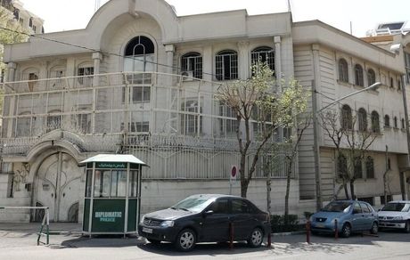 سفارت عربستان در ایران آغاز بکار کرد