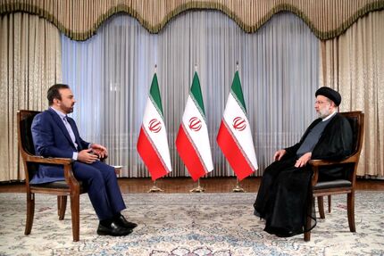 مشکلی برای کالاهای اساسی نداریم / محور ما در مذاکرات، منافع مردم است /  واردات ۴۰ میلیون دوز واکسن تا آخر شهریور ماه قطعی شده است