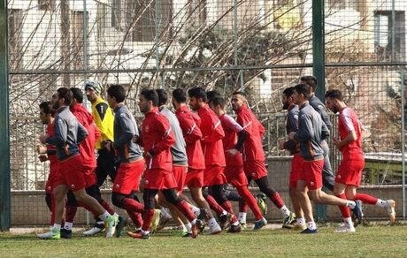 
بعد از جدایی کالدرون، بازیکنان پرسپولیس نیز تهدید به اعتصاب کردند
