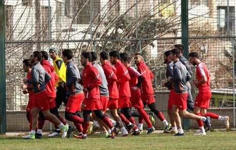 
بعد از جدایی کالدرون، بازیکنان پرسپولیس نیز تهدید به اعتصاب کردند
