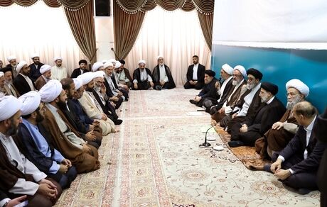 رئیس جمهور: با ساختن ایرانی قوی می‌توان از چالش‌ها عبور کرد