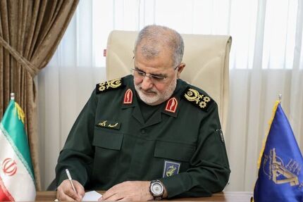 علی شمخانی و فرمانده کل سپاه به شهادت رسیدند
