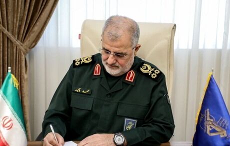 علی شمخانی و فرمانده کل سپاه به شهادت رسیدند