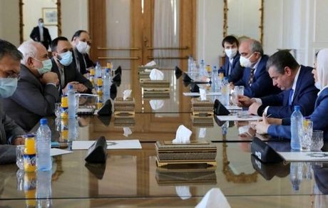 تاکید ظریف بر به‌ روز رسانی سند همکاری‌های بلند ملت ایران و روسیه