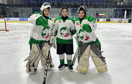 صعود تیم هاکی روی یخ بانوان ایران به فینال جام اتحادیه امارات