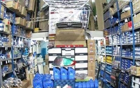 کشف انبار احتکار ۶۰ میلیارد ریال قطعات خودرو در پاکدشت