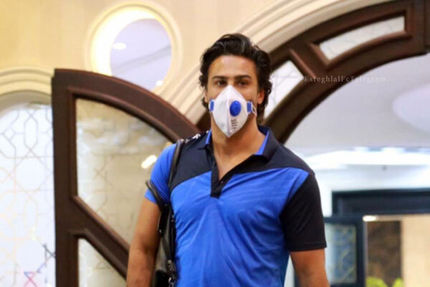 استقلال از فرودگاه مهرآباد برگشت/ احتمال سفر به جم در روز یکشنبه