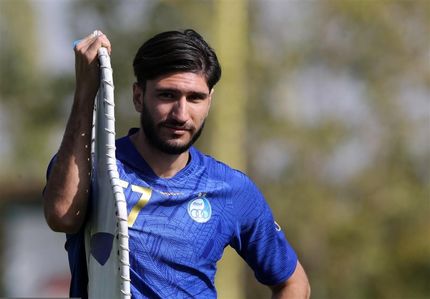 مدافع استقلال قراردادش را فسخ کرد