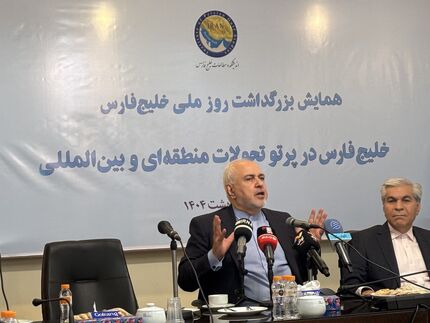ظریف: یک وجب از آب‌ها و خاک ایران در جمهوری اسلامی از بین نرفت / دوران بزن‌دررو تمام شده است