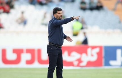 سرمربی آلومینیوم اراک: ما به پرسپولیس کادو دادیم