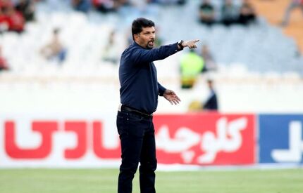 سرمربی آلومینیوم اراک: ما به پرسپولیس کادو دادیم
