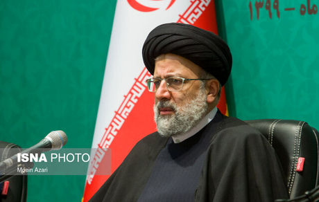 رئیسی: دفاع از عدالت و ضدیت با تبعیض و فساد پیام شهداست