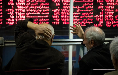 بدری: دولت به سیاست سکوت خود در قبال بازار بورس پایان دهد