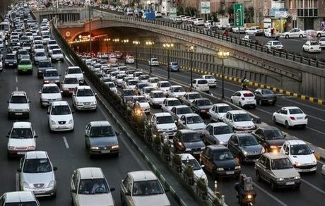 جزئیات اجرای طرح ترافیک درشرایط قرمز تهران/اعلام افزایش نهایی نرخ حمل ونقل عمومی وزمان اجرای آن