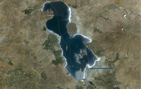 ضرورت رسیدن سطح آب دریاچه ارومیه به تراز مطلوب و تامین حقابه